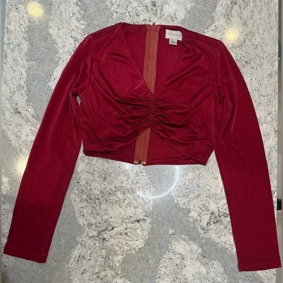 YAURA Kaira Top in Red - Picture 5 of 8